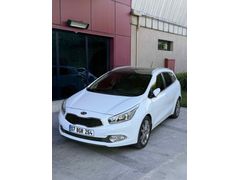 Sahibinden Kia Ceed 1.6 CRDi Concept Plus SW 2013 Model 