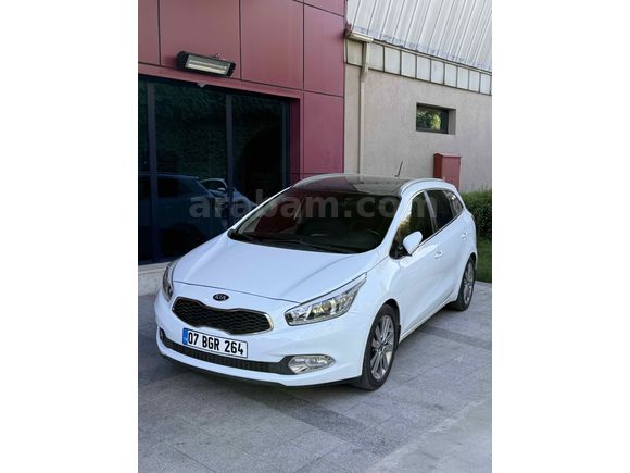 Sahibinden Kia Ceed 1.6 CRDi Concept Plus SW 2013 Model 