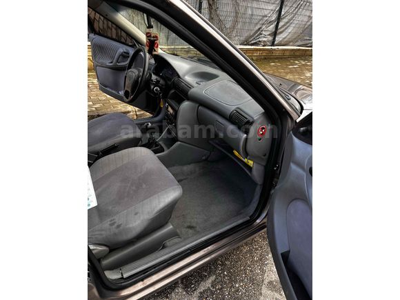  Opel Astra 1.6 GLS 1998 Model 
