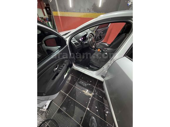 Sahibinden Renault Fluence 1.5 dCi Touch 2014 Model 