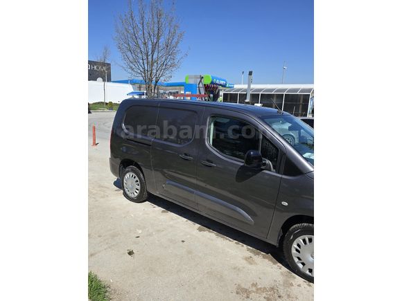 Sahibinden Opel Combo 1.5 CDTI Elegance 2023 Model