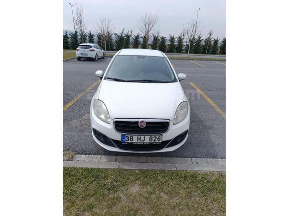 Sahibinden Fiat Linea 1.4 Fire Pop 2015 Model  125.000 km Beyaz