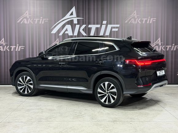 AKTİF den 2024 BYD SEAL U DM-İ 1.5 PHEV DESİGN SADECE 30.000KMDE