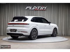 BAYİ 2024 CAYENNE TURBO E-HYBRID_4.0 V8 739PS_A.AKS_PDCC_S.EGZOS