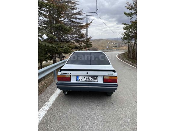 Sahibinden Renault R 9 1.4 Spring 1994 Model 