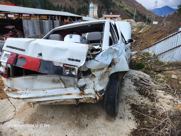 Sahibinden Lada Vega  hasarlı