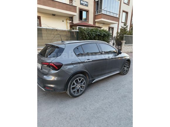 Sahibinden Fiat Egea Cross 1.4 Fire Lounge(plus+güvenlik) 2023 Model