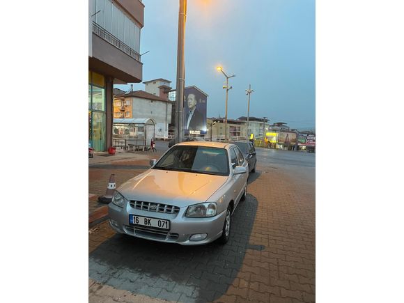 Sahibinden Hyundai Accent 1.3 Milenyum kasa  2001 Model