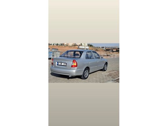Sahibinden Hyundai Accent 1.3 Milenyum kasa  2001 Model