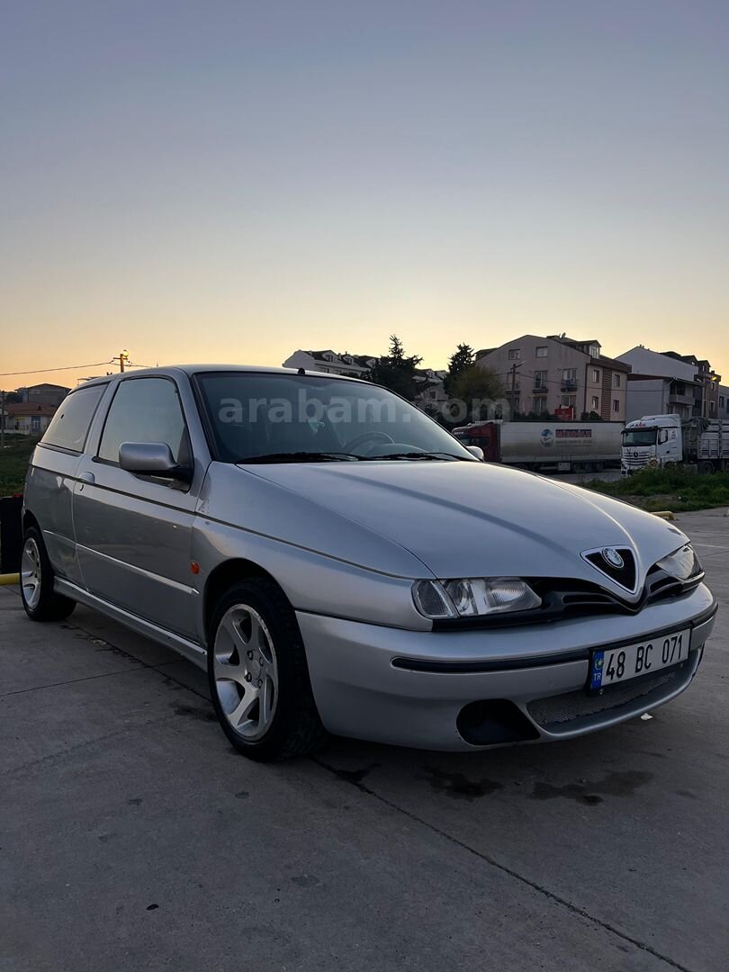 Sahibinden Alfa Romeo 145 1.6 TS Sportivo 2000 Model Balıkesir 264.348 km Gri (Gümüş) 1