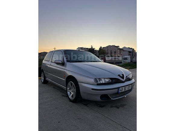 Sahibinden Acil Satılık Alfa Romeo 145 1.6 TS Sportivo 2000 Model 