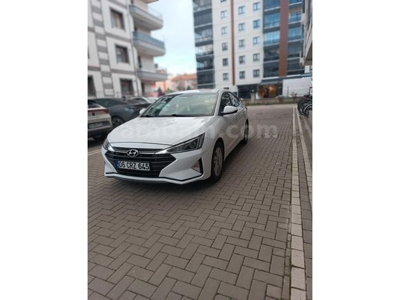 Sahibinden Hyundai Elantra 1.6 MPI Style Plus 2019 Model