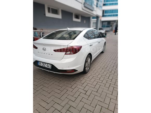 Sahibinden Hyundai Elantra 1.6 MPI Style Plus 2019 Model