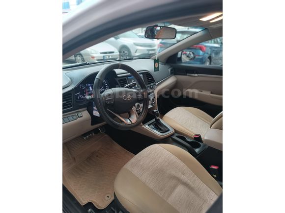 Sahibinden Hyundai Elantra 1.6 MPI Style Plus 2019 Model