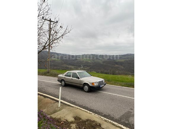 W124 kasa 2.5 dizel 5 silindir otomatik vites
