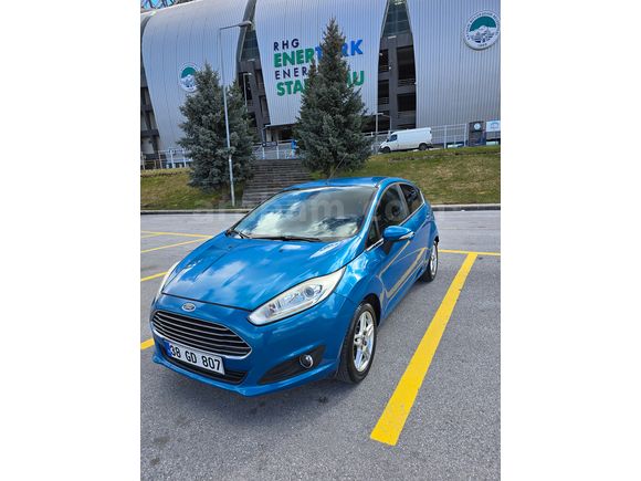 İLK SAHİBİNDEN 2015 ÇIKIŞLI TEMİZ FİESTA Titanium