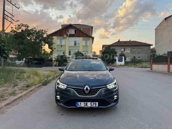 2024 MEGANE %20 KDV'Lİ 1.3 TCE İCON CAM TAVANLI GARANTİLİ