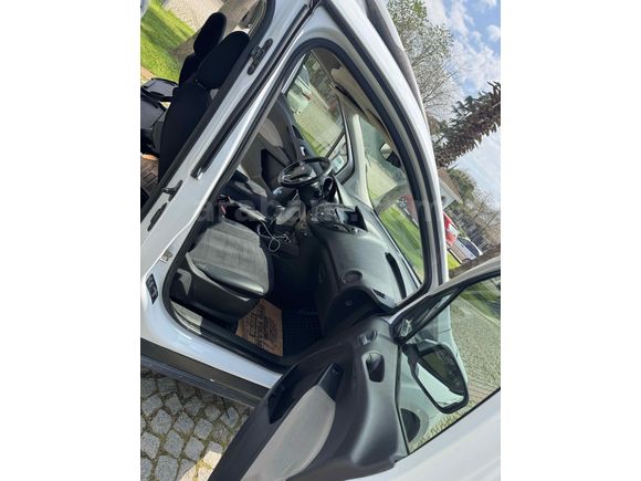 Sahibinden Ford Tourneo Courier 1.6  Titanium  2017 Model 