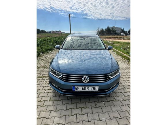 Sahibinden Volkswagen Passat 1.6 TDi BlueMotion Comfortline 2018 Model