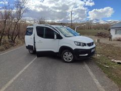 Sahibinden Peugeot Rifter 1.5 BlueHDI Plus Allure 2020 Model