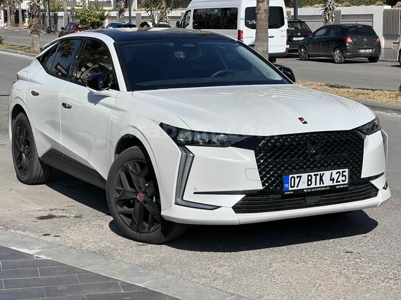 Sahibinden DS Automobiles DS4 1.2 PureTech Performance Line 2023 Model 