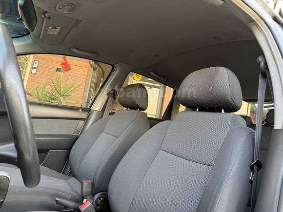EMSALSİZ TEMİZ 2011 SADECE 120.000 KM TAM OTOMATİK ABS
