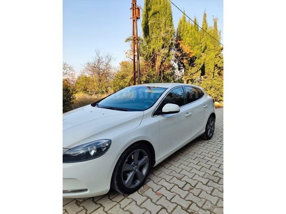 Sahibinden Volvo V40 1.6 D Premium 2014 Model