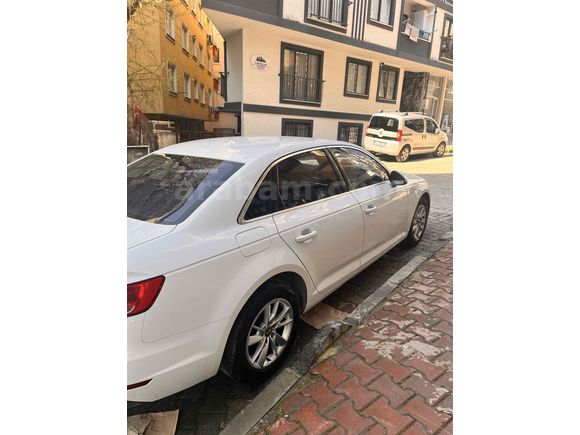 Sahibinden Audi A4 Sedan 1.4 TFSI Dynamic 2016 Model 