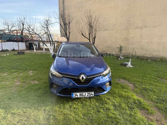 Sahibinden Renault Clio 1.0 TCe Icon 2023 Model  86.000 km Mavi