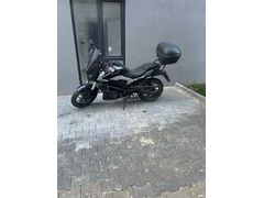 Dominar 250D  Her türlü scooter ile takas olur