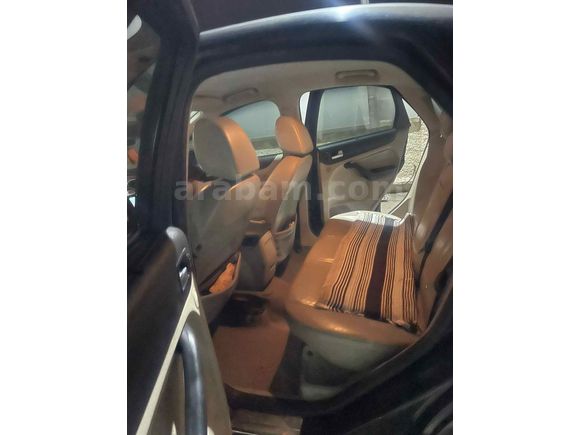 Sahibinden Ford Focus 1.6 Ghia 2006 Model  17.000 km Siyah