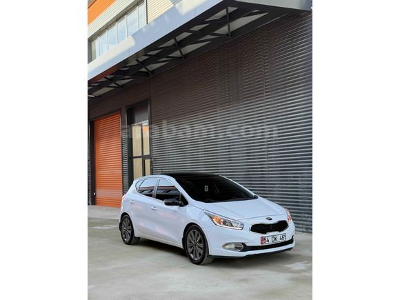 Sahibinden Kia Ceed 1.6 CRDi Concept Plus 2013 Model 