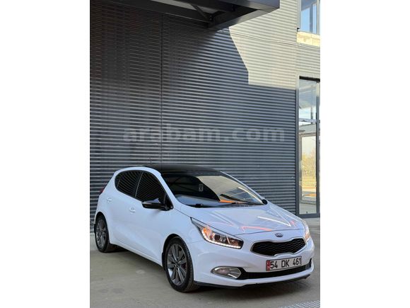 Sahibinden Kia Ceed 1.6 CRDi Concept Plus 2013 Model 