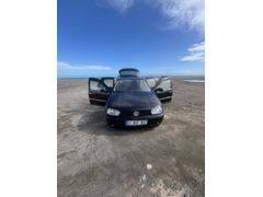 Sahibinden Volkswagen Golf 1.6 Comfortline 2001 Model 
Arac ağır kayıtsız
Tramer 20 bin 
Yürürü güzel