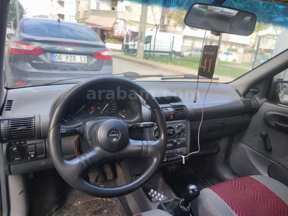 Sahibinden Opel Corsa 1.4 Swing 1996 Model
