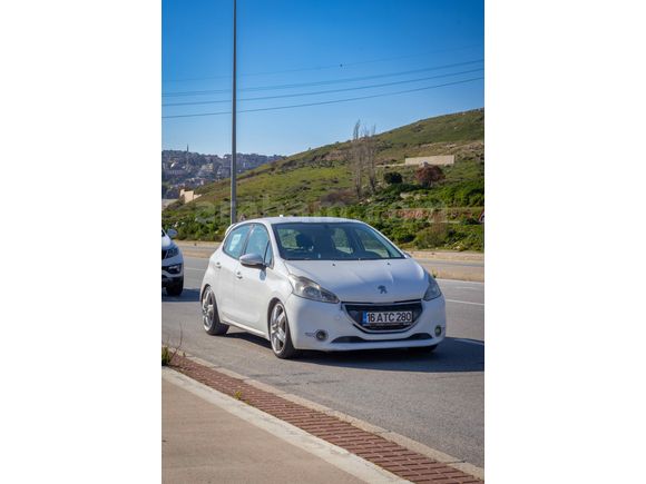 Sahibinden Peugeot 208 1.4 HDi Access 2015 Model 