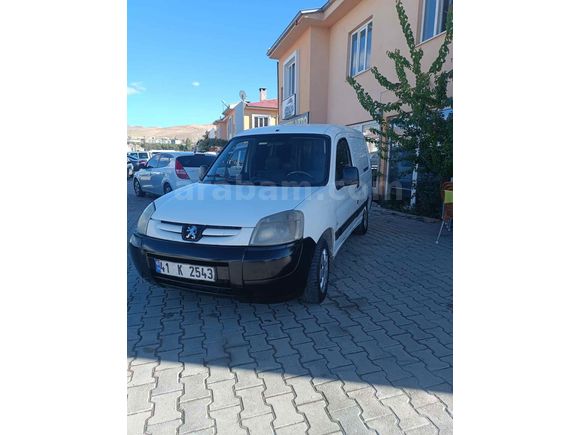 Galeriden Peugeot Partner 1.9 D 2007 Model Van