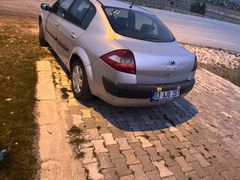 Sahibinden Renault Megane 1.5 dCi Authentique 2006 Model  310.000 km Gri