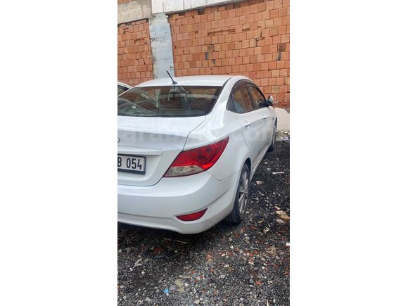 Sahibinden Hyundai Accent Blue 1.4 D-CVVT Mode Plus 2016 Model 