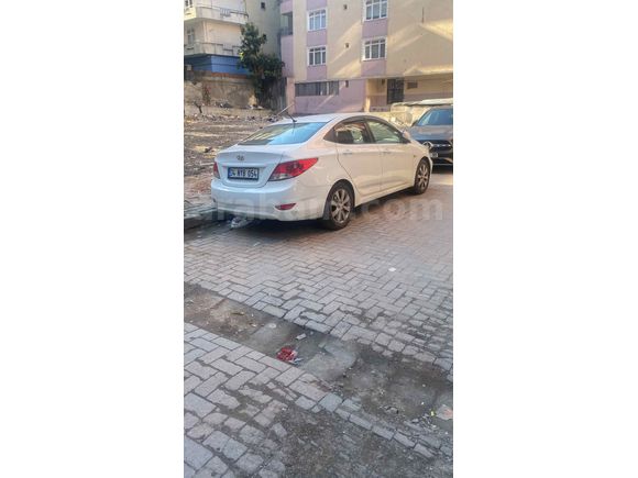Sahibinden Hyundai Accent Blue 1.4 D-CVVT Mode Plus 2016 Model 
