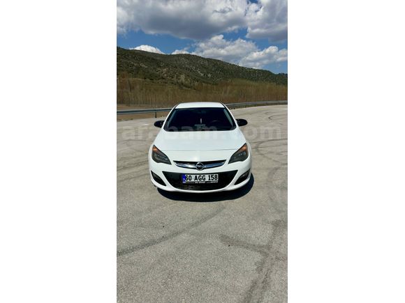 Sahibinden Opel Astra 1.6 Business 2015 Model  190.000 km Beyaz