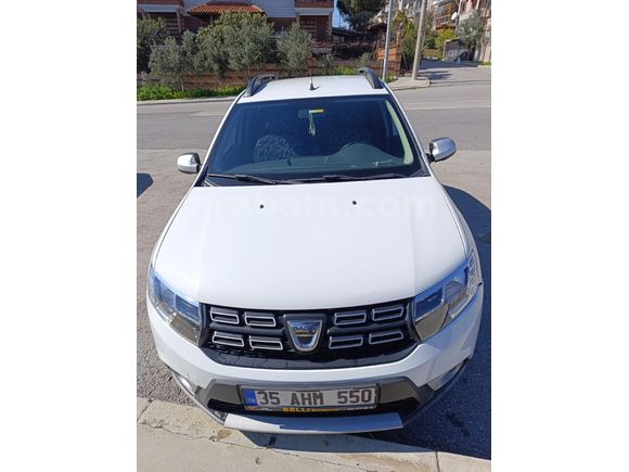 Sahibinden Dacia Sandero 0.9 TCe Stepway Easy-R 2019 Model  200.000 km Beyaz