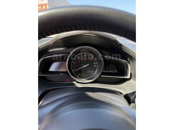 Sahibinden Mazda 3 1.5 SkyActive-D Power 2017 Model 