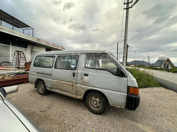 Sahibinden Mitsubishi L 300 Camlı Van 1992 Model 