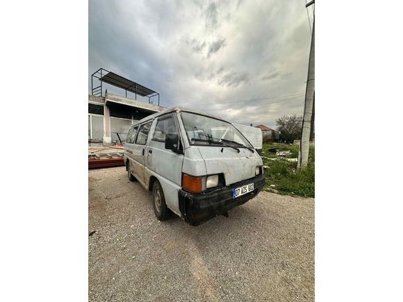 Sahibinden Mitsubishi L 300 Camlı Van 1992 Model 