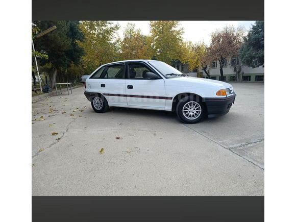 ACİL SATILIK Sahibinden Opel Astra 1.4 GL 1994 Model