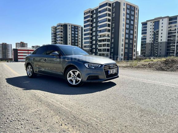 Sahibinden Audi A3 2017 sadece camurluk lokal boyali