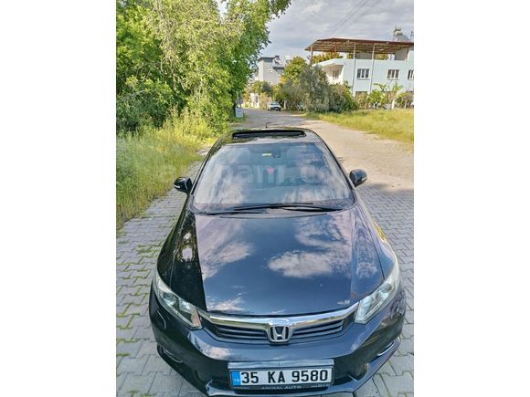 Sahibinden Honda Civic 1.6i VTEC ECO Elegance 2012 Model