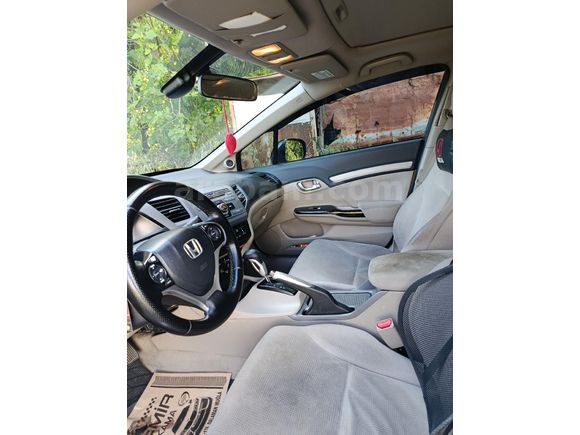 Sahibinden Honda Civic 1.6i VTEC ECO Elegance 2012 Model
