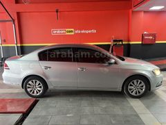 Galeriden Volkswagen Passat 1.6 TDi BlueMotion Comfortline 2014 Model Yalova 104.132 km Gri